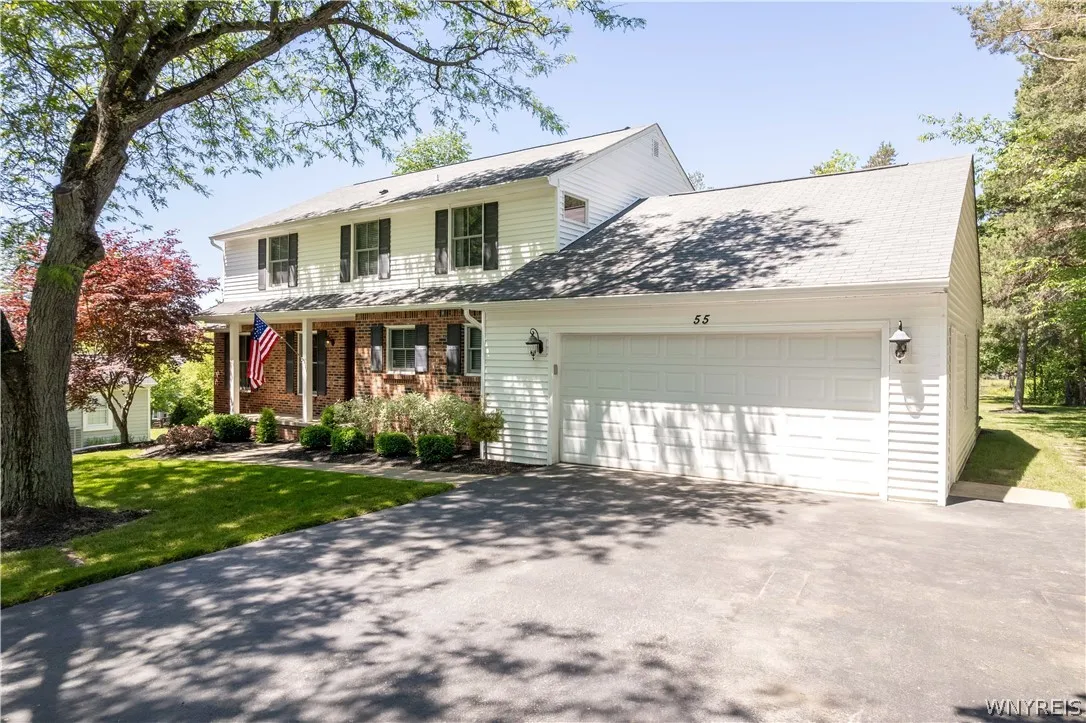 55 Tanglewood Drive West, Orchard Park, New York 1, Orchard Park, New York 14127, 4 Bedrooms Bedrooms, 9 Rooms Rooms,2 BathroomsBathrooms,Residential,For Sale,55 Tanglewood Drive West, Orchard Park, New York 1,0,B1689366
