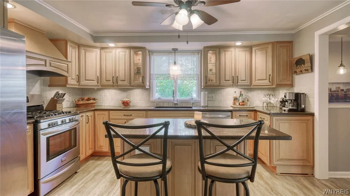 51 Larned Lane, Orchard Park, New York 14127, Orchard Park, New York 14127, 5 Bedrooms Bedrooms, 11 Rooms Rooms,2 BathroomsBathrooms,Residential,For Sale,51 Larned Lane, Orchard Park, New York 14127,0,B1684109