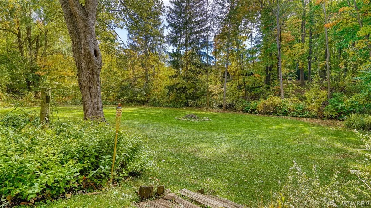 51 Larned Lane, Orchard Park, New York 14127, Orchard Park, New York 14127, 5 Bedrooms Bedrooms, 11 Rooms Rooms,2 BathroomsBathrooms,Residential,For Sale,51 Larned Lane, Orchard Park, New York 14127,0,B1684109