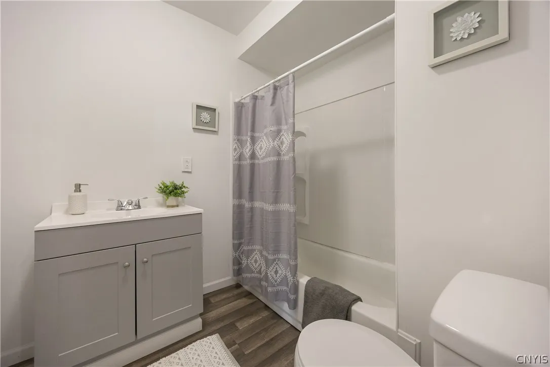 300 East North Canal Street, Lenox, New York 13032, Lenox, New York 13032, 4 Bedrooms Bedrooms, 10 Rooms Rooms,2 BathroomsBathrooms,Residential,For Sale,300 East North Canal Street, Lenox, New York 13032,0,S1689761