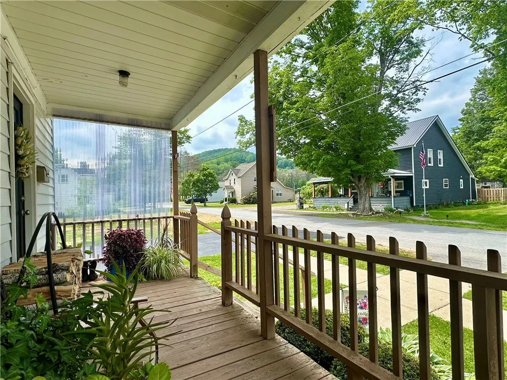 1191 Hilton Avenue, Smethport Boro, Pennsylvania 1, Smethport Boro, Pennsylvania 16749, 3 Bedrooms Bedrooms, 6 Rooms Rooms,1 BathroomBathrooms,Residential,For Sale,1191 Hilton Avenue, Smethport Boro, Pennsylvania 1,0,R1689375
