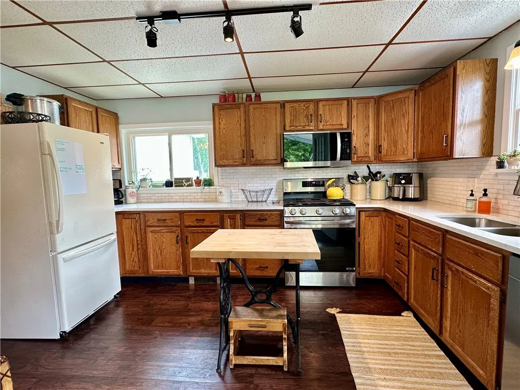 1191 Hilton Avenue, Smethport Boro, Pennsylvania 1, Smethport Boro, Pennsylvania 16749, 3 Bedrooms Bedrooms, 6 Rooms Rooms,1 BathroomBathrooms,Residential,For Sale,1191 Hilton Avenue, Smethport Boro, Pennsylvania 1,0,R1689375