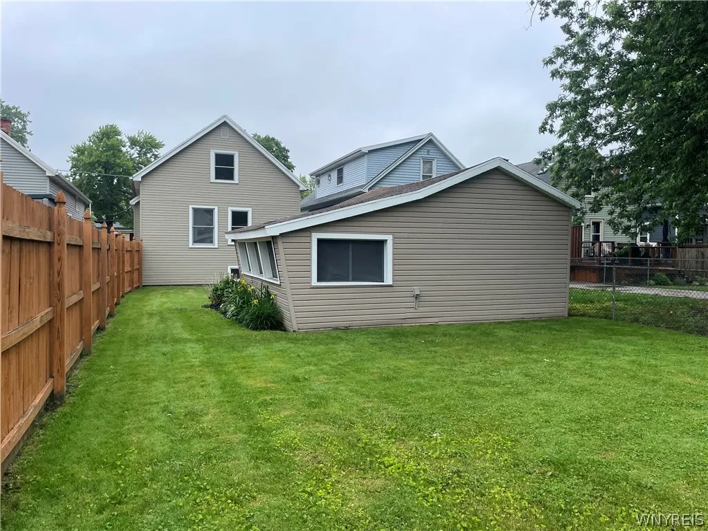259 Eden Street, Buffalo, New York 14220, Buffalo, New York 14220, 4 Bedrooms Bedrooms, 7 Rooms Rooms,1 BathroomBathrooms,Residential,For Sale,259 Eden Street, Buffalo, New York 14220,0,B1689795
