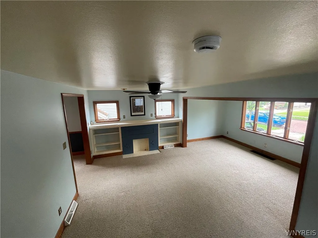 259 Eden Street, Buffalo, New York 14220, Buffalo, New York 14220, 4 Bedrooms Bedrooms, 7 Rooms Rooms,1 BathroomBathrooms,Residential,For Sale,259 Eden Street, Buffalo, New York 14220,0,B1689795