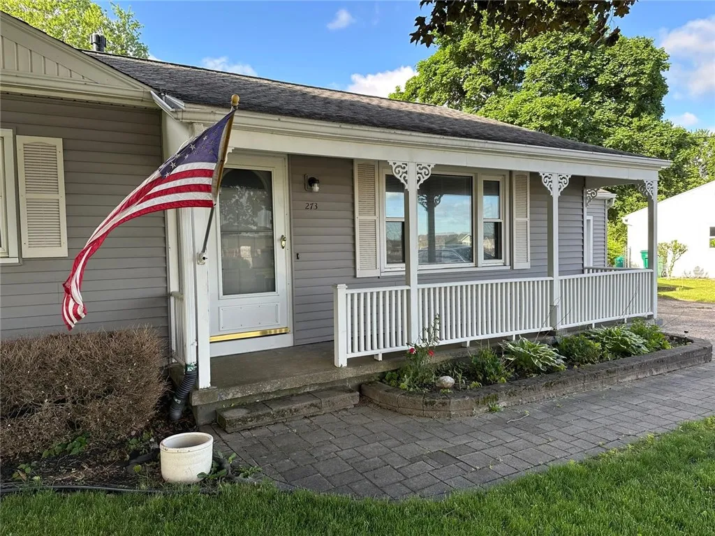 273 West Avenue, Sweden, New York 14420, Sweden, New York 14420, 3 Bedrooms Bedrooms, 5 Rooms Rooms,2 BathroomsBathrooms,Residential Lease,For Rent,273 West Avenue, Sweden, New York 14420,0,R1689199