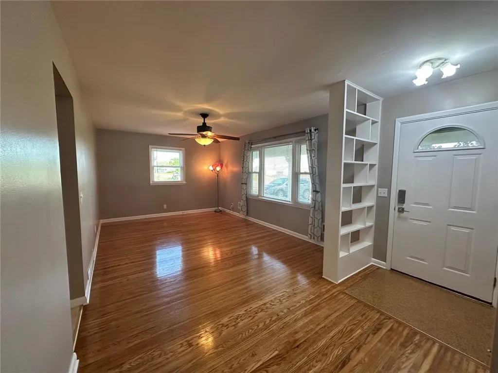 273 West Avenue, Sweden, New York 14420, Sweden, New York 14420, 3 Bedrooms Bedrooms, 5 Rooms Rooms,2 BathroomsBathrooms,Residential Lease,For Rent,273 West Avenue, Sweden, New York 14420,0,R1689199