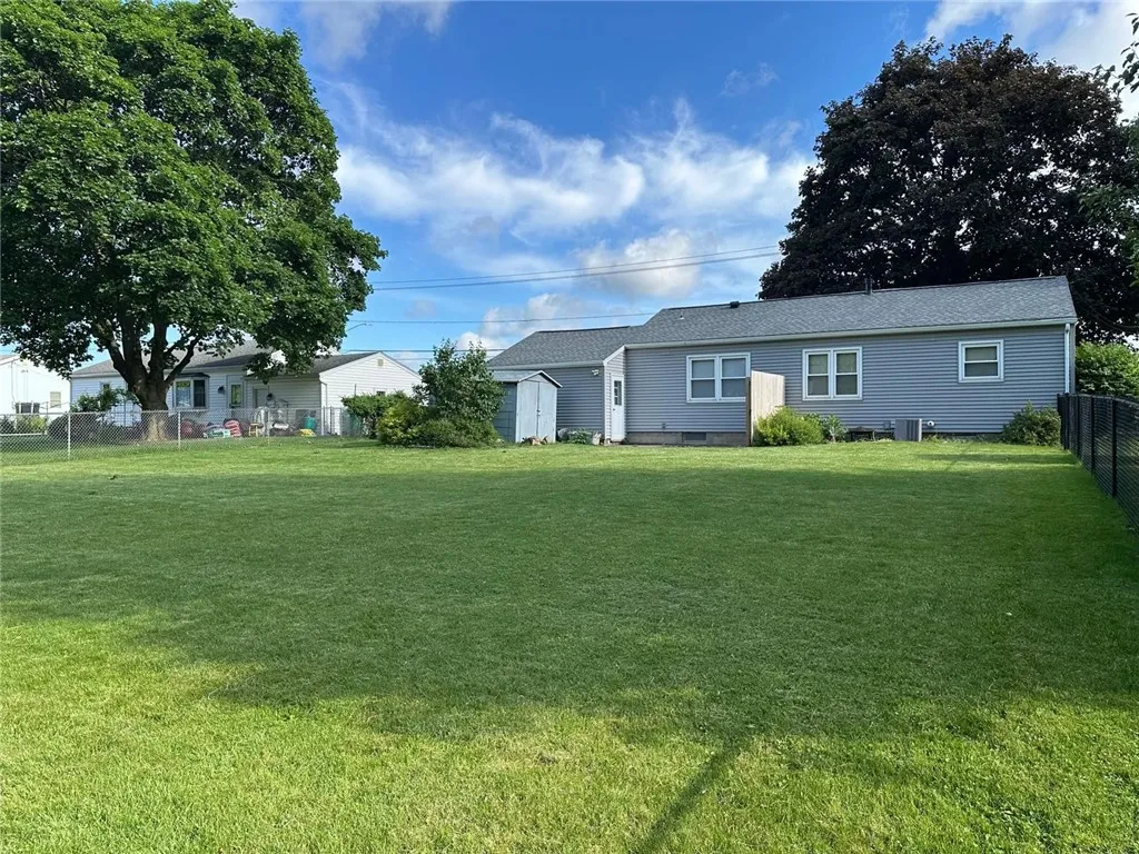 273 West Avenue, Sweden, New York 14420, Sweden, New York 14420, 3 Bedrooms Bedrooms, 5 Rooms Rooms,2 BathroomsBathrooms,Residential Lease,For Rent,273 West Avenue, Sweden, New York 14420,0,R1689199