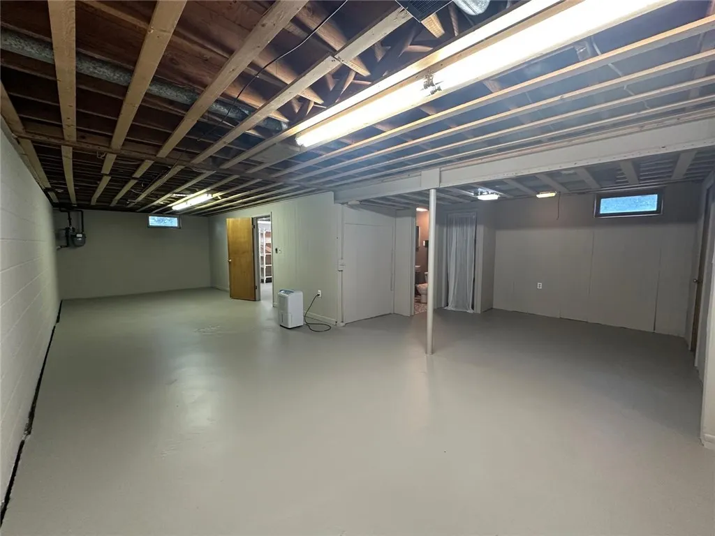 273 West Avenue, Sweden, New York 14420, Sweden, New York 14420, 3 Bedrooms Bedrooms, 5 Rooms Rooms,2 BathroomsBathrooms,Residential Lease,For Rent,273 West Avenue, Sweden, New York 14420,0,R1689199