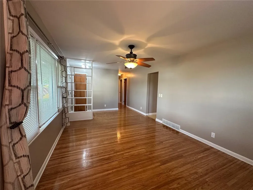 273 West Avenue, Sweden, New York 14420, Sweden, New York 14420, 3 Bedrooms Bedrooms, 5 Rooms Rooms,2 BathroomsBathrooms,Residential Lease,For Rent,273 West Avenue, Sweden, New York 14420,0,R1689199
