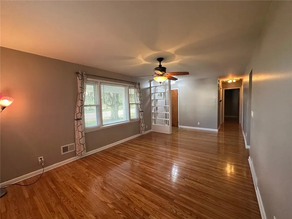 273 West Avenue, Sweden, New York 14420, Sweden, New York 14420, 3 Bedrooms Bedrooms, 5 Rooms Rooms,2 BathroomsBathrooms,Residential Lease,For Rent,273 West Avenue, Sweden, New York 14420,0,R1689199