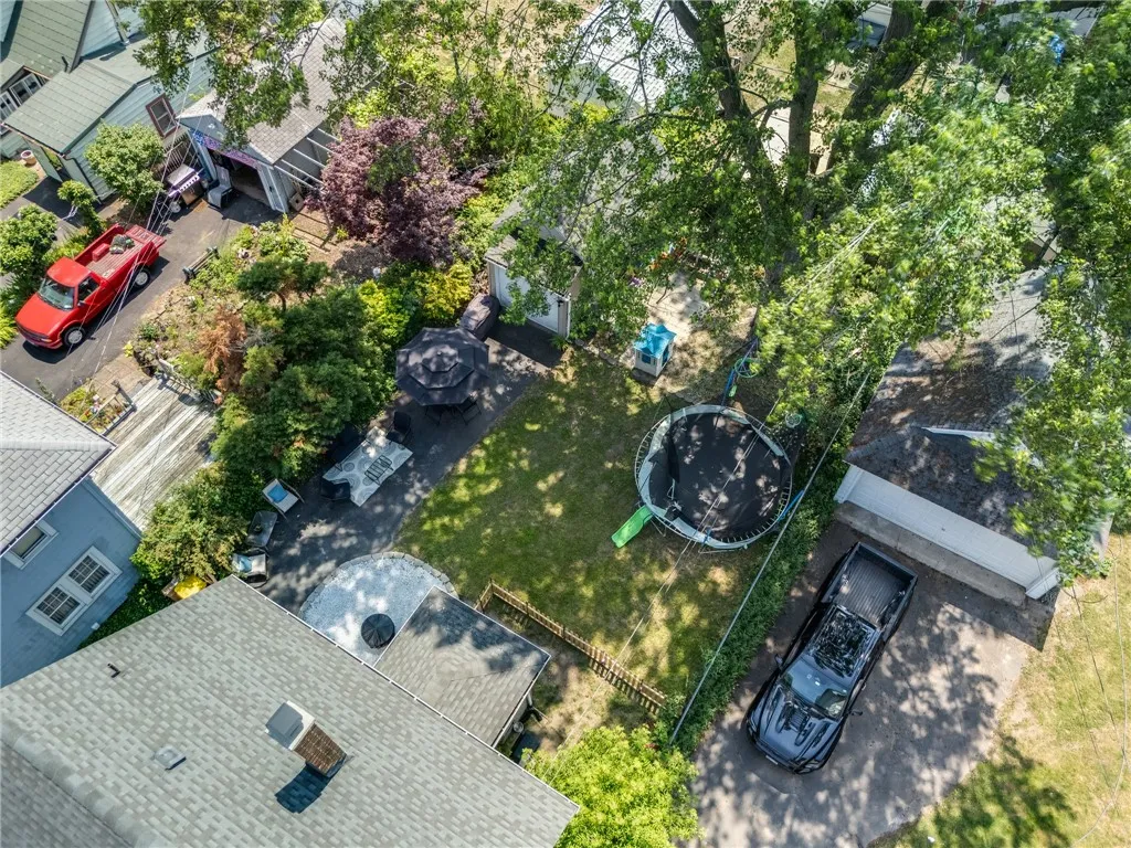 199 Haviland Park, Greece, New York 14616, Greece, New York 14616, 3 Bedrooms Bedrooms, 7 Rooms Rooms,1 BathroomBathrooms,Residential,For Sale,199 Haviland Park, Greece, New York 14616,0,R1689620