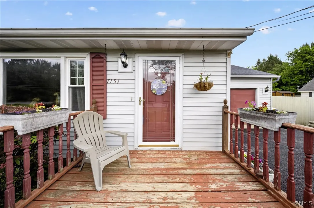 7151 Collamer Road, Manlius, New York 13057, Manlius, New York 13057, 4 Bedrooms Bedrooms, 8 Rooms Rooms,1 BathroomBathrooms,Residential,For Sale,7151 Collamer Road, Manlius, New York 13057,0,S1689070