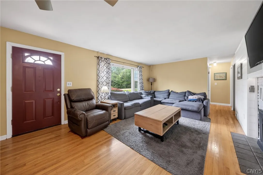 7151 Collamer Road, Manlius, New York 13057, Manlius, New York 13057, 4 Bedrooms Bedrooms, 8 Rooms Rooms,1 BathroomBathrooms,Residential,For Sale,7151 Collamer Road, Manlius, New York 13057,0,S1689070
