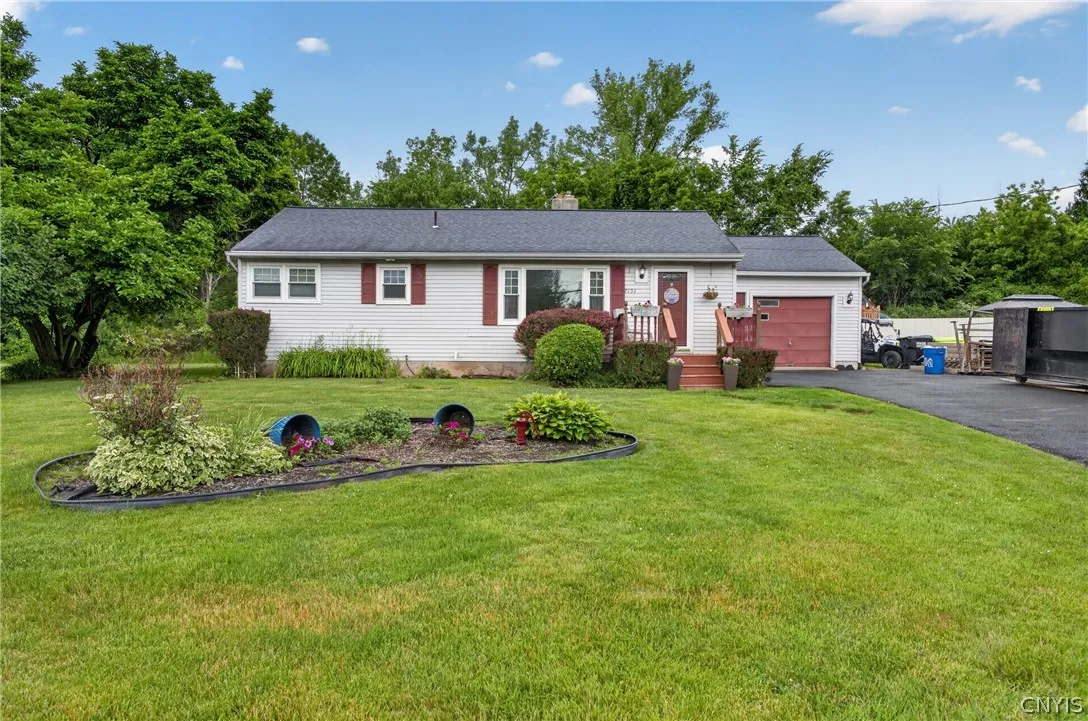 7151 Collamer Road, Manlius, New York 13057, Manlius, New York 13057, 4 Bedrooms Bedrooms, 8 Rooms Rooms,1 BathroomBathrooms,Residential,For Sale,7151 Collamer Road, Manlius, New York 13057,0,S1689070