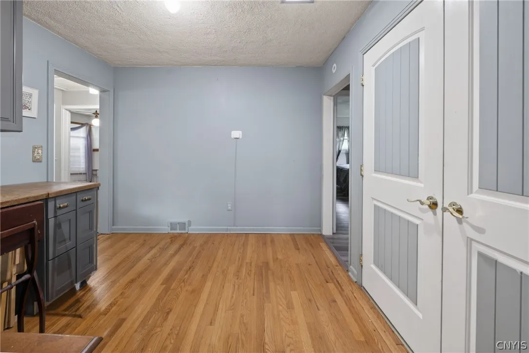 7151 Collamer Road, Manlius, New York 13057, Manlius, New York 13057, 4 Bedrooms Bedrooms, 8 Rooms Rooms,1 BathroomBathrooms,Residential,For Sale,7151 Collamer Road, Manlius, New York 13057,0,S1689070