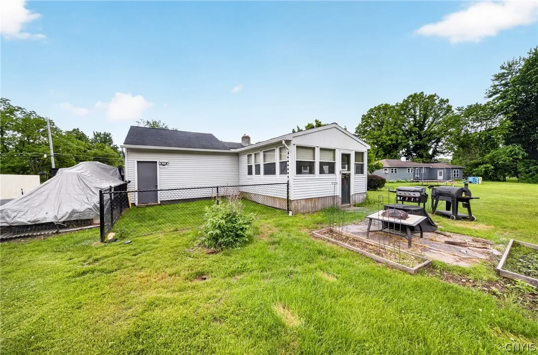 7151 Collamer Road, Manlius, New York 13057, Manlius, New York 13057, 4 Bedrooms Bedrooms, 8 Rooms Rooms,1 BathroomBathrooms,Residential,For Sale,7151 Collamer Road, Manlius, New York 13057,0,S1689070