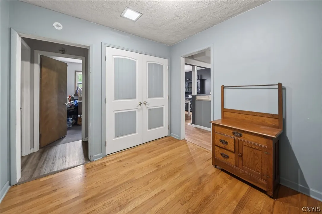 7151 Collamer Road, Manlius, New York 13057, Manlius, New York 13057, 4 Bedrooms Bedrooms, 8 Rooms Rooms,1 BathroomBathrooms,Residential,For Sale,7151 Collamer Road, Manlius, New York 13057,0,S1689070