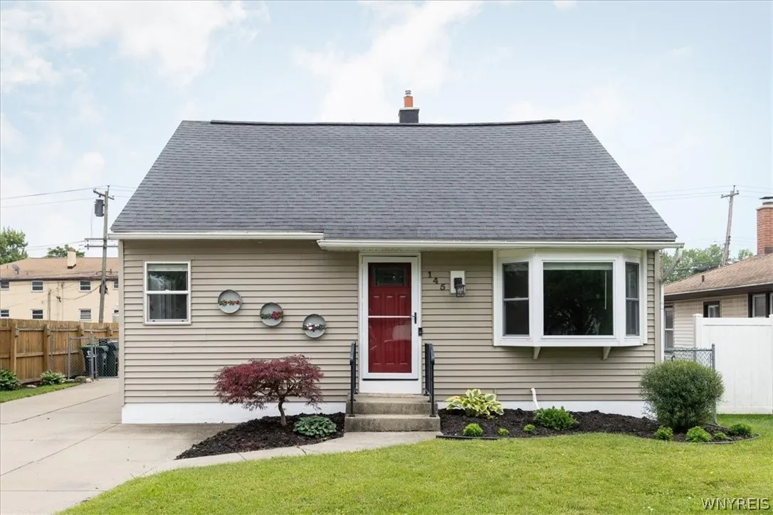 145 Werkley Road, Tonawanda, New York 14150, Tonawanda, New York 14150, 4 Bedroom Bedrooms, 10 Room Rooms,3 BathroomBathrooms,Residential,Closed,145 Werkley Road, Tonawanda, New York 14150,0,B1689848