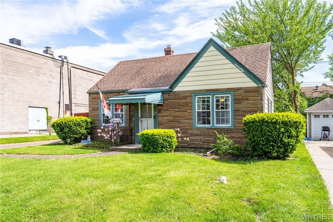 14 Fowler Avenue, Tonawanda, New York 14217, Tonawanda, New York 14217, 2 Bedrooms Bedrooms, 4 Rooms Rooms,1 BathroomBathrooms,Residential,For Sale,14 Fowler Avenue, Tonawanda, New York 14217,0,B1689870