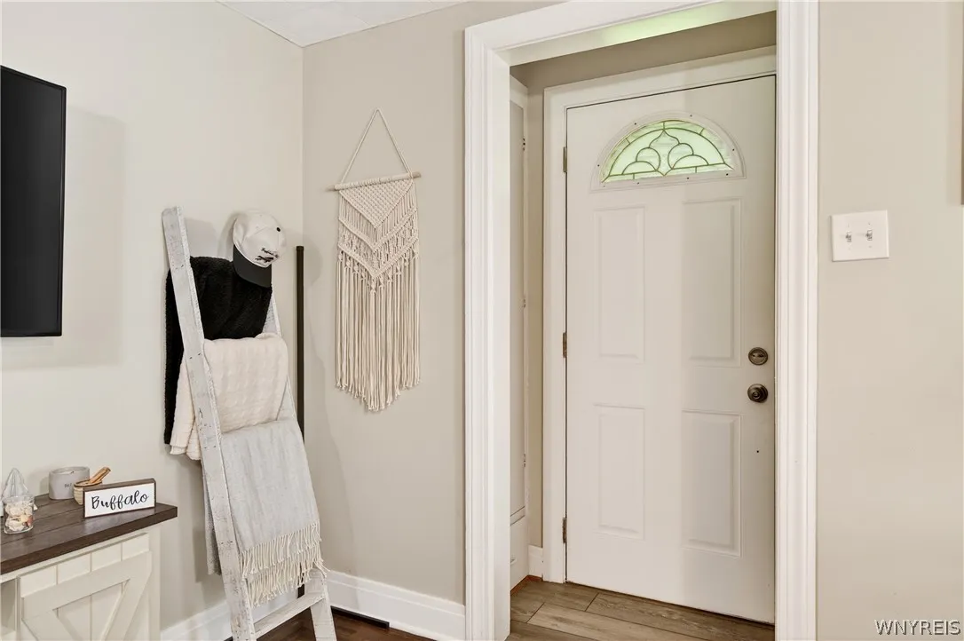 14 Fowler Avenue, Tonawanda, New York 14217, Tonawanda, New York 14217, 2 Bedrooms Bedrooms, 4 Rooms Rooms,1 BathroomBathrooms,Residential,For Sale,14 Fowler Avenue, Tonawanda, New York 14217,0,B1689870