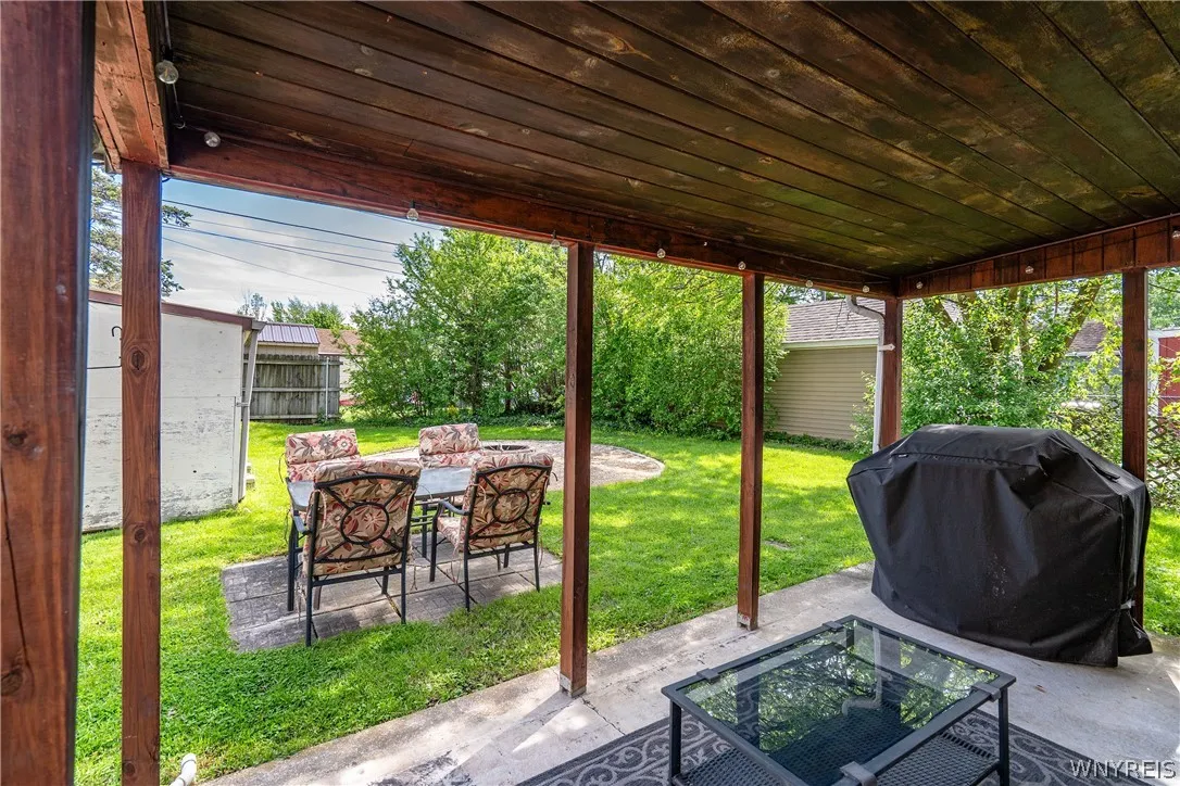 14 Fowler Avenue, Tonawanda, New York 14217, Tonawanda, New York 14217, 2 Bedrooms Bedrooms, 4 Rooms Rooms,1 BathroomBathrooms,Residential,For Sale,14 Fowler Avenue, Tonawanda, New York 14217,0,B1689870