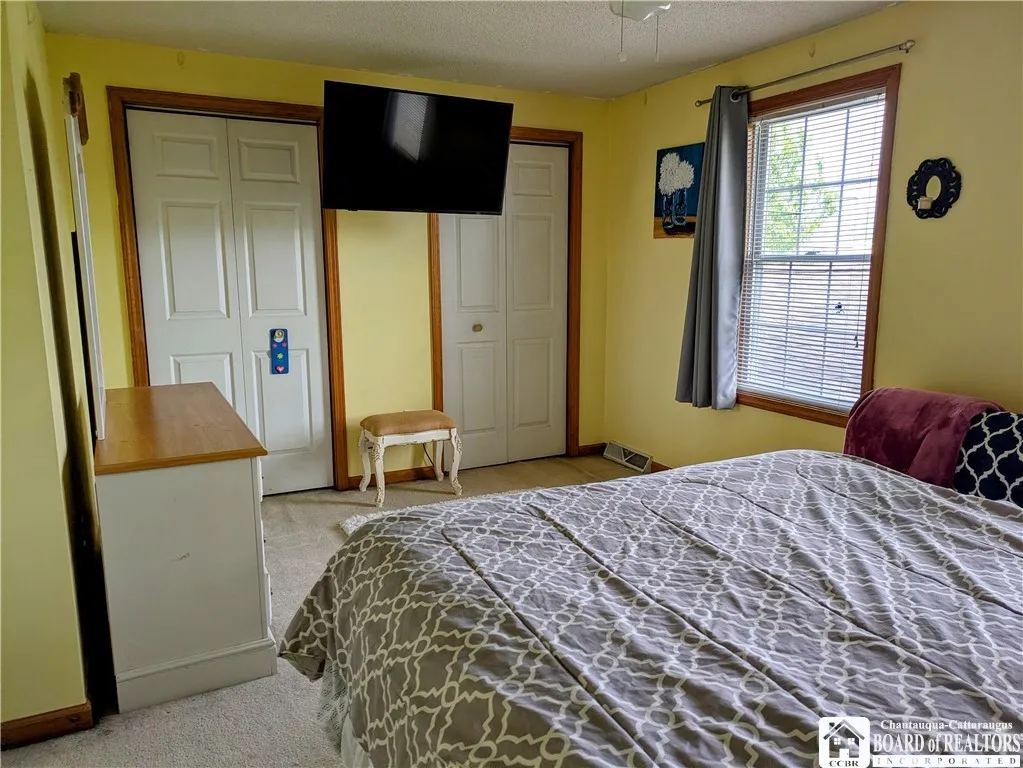 109 Sandpiper Lane, Grand Island, New York 14072, Grand Island, New York 14072, 5 Bedrooms Bedrooms, 9 Rooms Rooms,2 BathroomsBathrooms,Residential,For Sale,109 Sandpiper Lane, Grand Island, New York 14072,0,R1690146