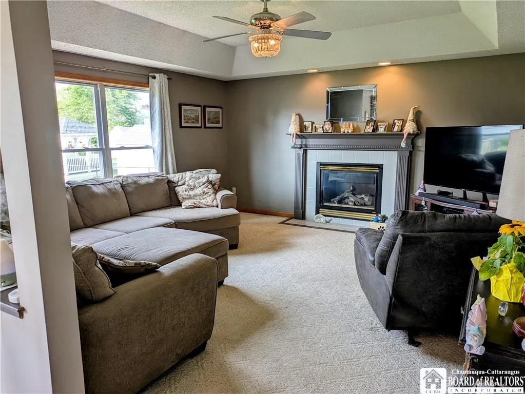 109 Sandpiper Lane, Grand Island, New York 14072, Grand Island, New York 14072, 5 Bedrooms Bedrooms, 9 Rooms Rooms,2 BathroomsBathrooms,Residential,For Sale,109 Sandpiper Lane, Grand Island, New York 14072,0,R1690146