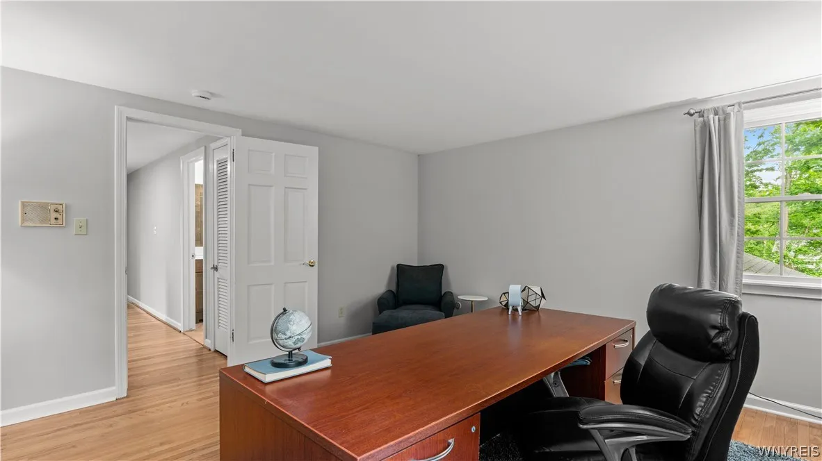 6 Stonehenge Court, Orchard Park, New York 14127, Orchard Park, New York 14127, 4 Bedrooms Bedrooms, 9 Rooms Rooms,2 BathroomsBathrooms,Residential,For Sale,6 Stonehenge Court, Orchard Park, New York 14127,0,B1690101