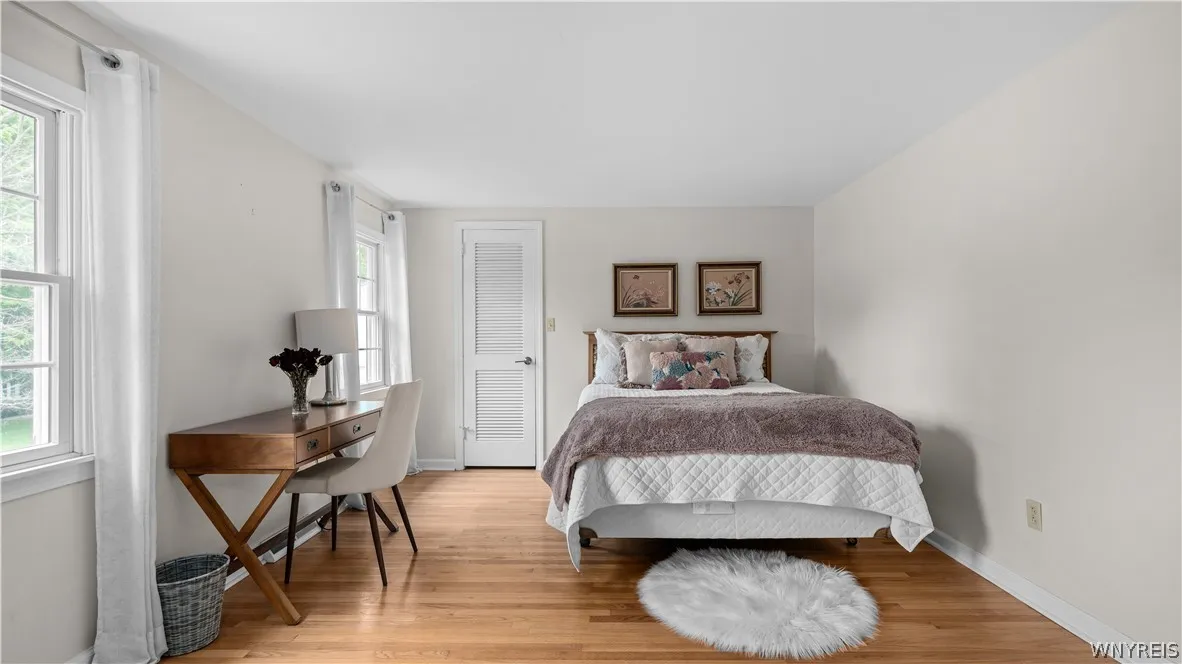 6 Stonehenge Court, Orchard Park, New York 14127, Orchard Park, New York 14127, 4 Bedrooms Bedrooms, 9 Rooms Rooms,2 BathroomsBathrooms,Residential,For Sale,6 Stonehenge Court, Orchard Park, New York 14127,0,B1690101
