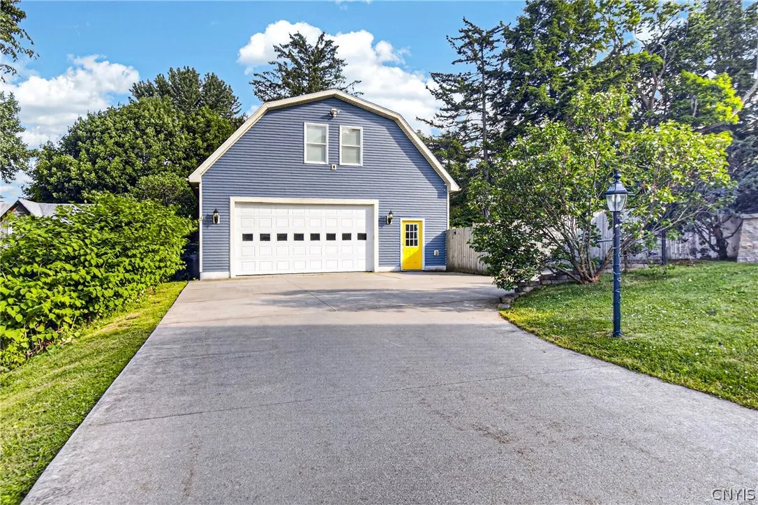 59 Westmoreland Street, Whitestown, New York 13492, Whitestown, New York 13492, 4 Bedrooms Bedrooms, 10 Rooms Rooms,2 BathroomsBathrooms,Residential,For Sale,59 Westmoreland Street, Whitestown, New York 13492,0,S1688334