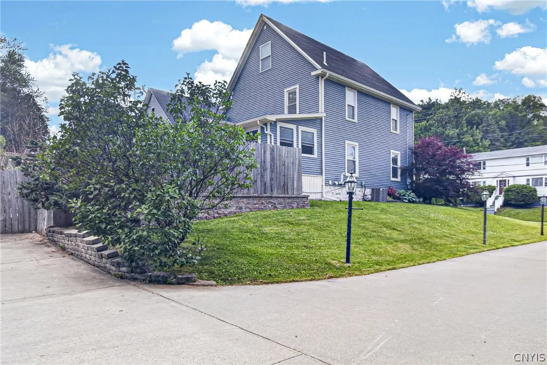 59 Westmoreland Street, Whitestown, New York 13492, Whitestown, New York 13492, 4 Bedrooms Bedrooms, 10 Rooms Rooms,2 BathroomsBathrooms,Residential,For Sale,59 Westmoreland Street, Whitestown, New York 13492,0,S1688334