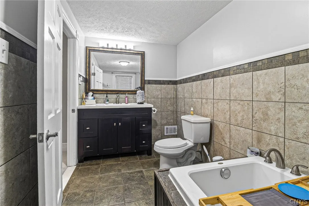 59 Westmoreland Street, Whitestown, New York 13492, Whitestown, New York 13492, 4 Bedrooms Bedrooms, 10 Rooms Rooms,2 BathroomsBathrooms,Residential,For Sale,59 Westmoreland Street, Whitestown, New York 13492,0,S1688334