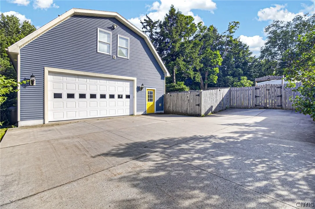 59 Westmoreland Street, Whitestown, New York 13492, Whitestown, New York 13492, 4 Bedrooms Bedrooms, 10 Rooms Rooms,2 BathroomsBathrooms,Residential,For Sale,59 Westmoreland Street, Whitestown, New York 13492,0,S1688334
