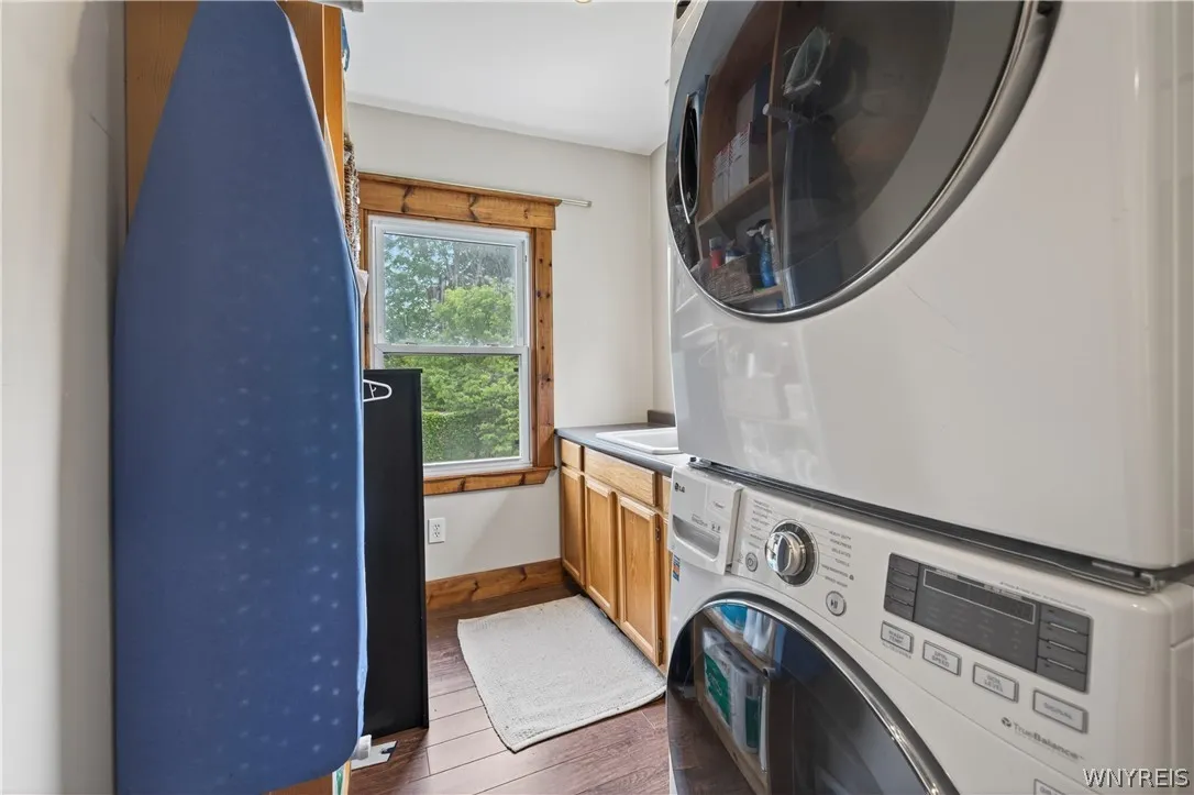 785 Crescent Avenue, Buffalo, New York 14216, Buffalo, New York 14216, 4 Bedrooms Bedrooms, 13 Rooms Rooms,3 BathroomsBathrooms,Residential,For Sale,785 Crescent Avenue, Buffalo, New York 14216,0,B1690594