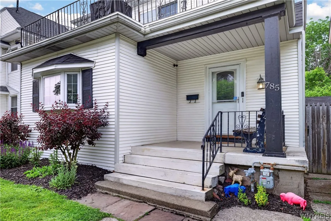 785 Crescent Avenue, Buffalo, New York 14216, Buffalo, New York 14216, 4 Bedrooms Bedrooms, 13 Rooms Rooms,3 BathroomsBathrooms,Residential,For Sale,785 Crescent Avenue, Buffalo, New York 14216,0,B1690594