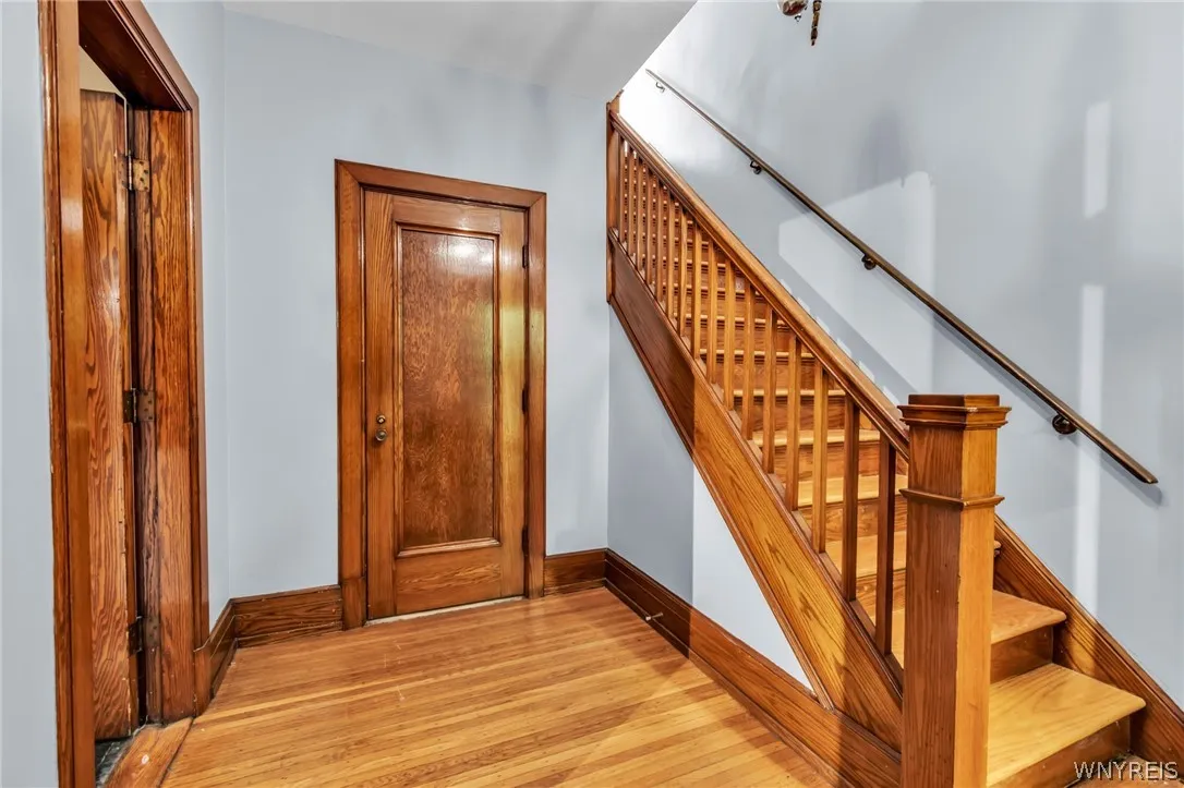 2740 Main Street, Buffalo, New York 14214, Buffalo, New York 14214, 3 Bedrooms Bedrooms, 16 Rooms Rooms,2 BathroomsBathrooms,Residential,For Sale,2740 Main Street, Buffalo, New York 14214,0,B1689229