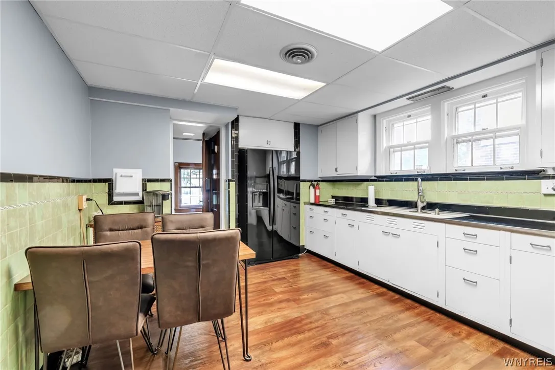 2740 Main Street, Buffalo, New York 14214, Buffalo, New York 14214, 3 Bedrooms Bedrooms, 16 Rooms Rooms,2 BathroomsBathrooms,Residential,For Sale,2740 Main Street, Buffalo, New York 14214,0,B1689229