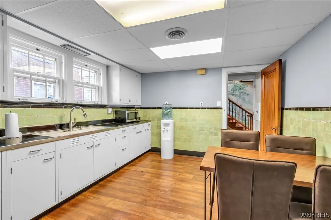 2740 Main Street, Buffalo, New York 14214, Buffalo, New York 14214, 3 Bedrooms Bedrooms, 16 Rooms Rooms,2 BathroomsBathrooms,Residential,For Sale,2740 Main Street, Buffalo, New York 14214,0,B1689229