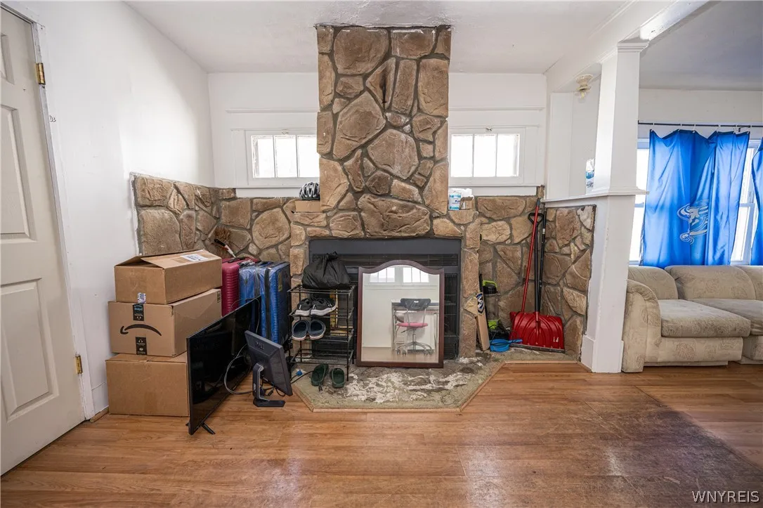 223 Merrimac Street, Buffalo, New York 14214, Buffalo, New York 14214, 5 Bedrooms Bedrooms, 8 Rooms Rooms,2 BathroomsBathrooms,Residential,For Sale,223 Merrimac Street, Buffalo, New York 14214,0,B1689249