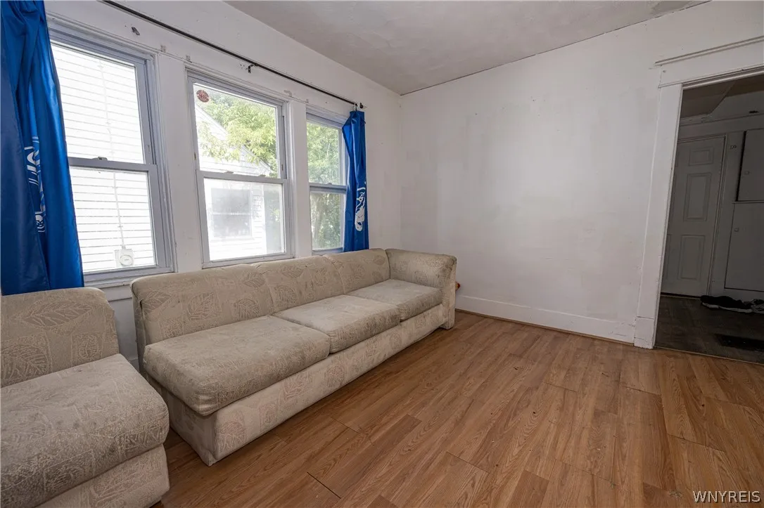 223 Merrimac Street, Buffalo, New York 14214, Buffalo, New York 14214, 5 Bedrooms Bedrooms, 8 Rooms Rooms,2 BathroomsBathrooms,Residential,For Sale,223 Merrimac Street, Buffalo, New York 14214,0,B1689249
