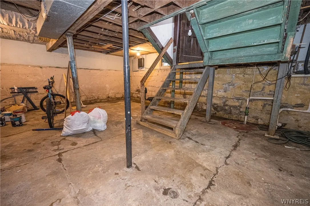 223 Merrimac Street, Buffalo, New York 14214, Buffalo, New York 14214, 5 Bedrooms Bedrooms, 8 Rooms Rooms,2 BathroomsBathrooms,Residential,For Sale,223 Merrimac Street, Buffalo, New York 14214,0,B1689249