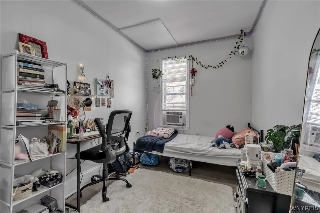 44 West Winspear Avenue S, Buffalo, New York 14214, Buffalo, New York 14214, 6 Bedrooms Bedrooms, 12 Rooms Rooms,3 BathroomsBathrooms,Residential,For Sale,44 West Winspear Avenue S, Buffalo, New York 14214,0,B1685015