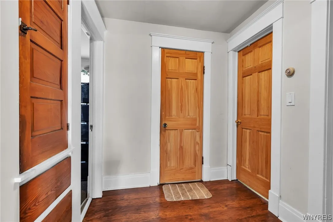 44 West Winspear Avenue S, Buffalo, New York 14214, Buffalo, New York 14214, 6 Bedrooms Bedrooms, 12 Rooms Rooms,3 BathroomsBathrooms,Residential,For Sale,44 West Winspear Avenue S, Buffalo, New York 14214,0,B1685015