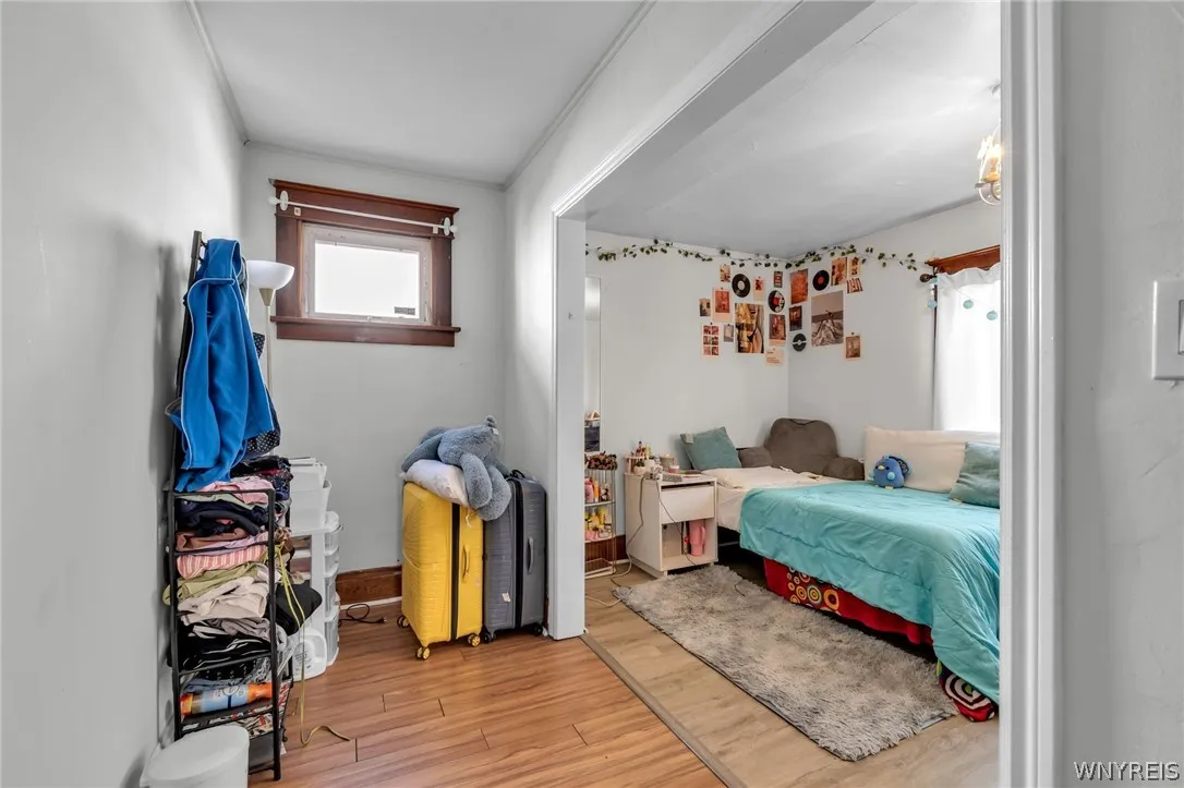 44 West Winspear Avenue S, Buffalo, New York 14214, Buffalo, New York 14214, 6 Bedrooms Bedrooms, 12 Rooms Rooms,3 BathroomsBathrooms,Residential,For Sale,44 West Winspear Avenue S, Buffalo, New York 14214,0,B1685015