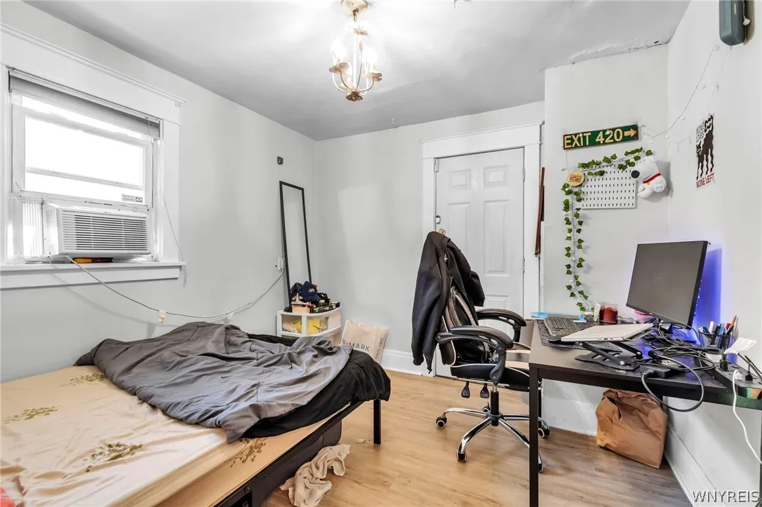 44 West Winspear Avenue S, Buffalo, New York 14214, Buffalo, New York 14214, 6 Bedrooms Bedrooms, 12 Rooms Rooms,3 BathroomsBathrooms,Residential,For Sale,44 West Winspear Avenue S, Buffalo, New York 14214,0,B1685015