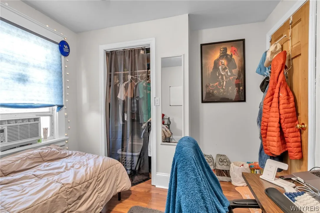 44 West Winspear Avenue S, Buffalo, New York 14214, Buffalo, New York 14214, 6 Bedrooms Bedrooms, 12 Rooms Rooms,3 BathroomsBathrooms,Residential,For Sale,44 West Winspear Avenue S, Buffalo, New York 14214,0,B1685015