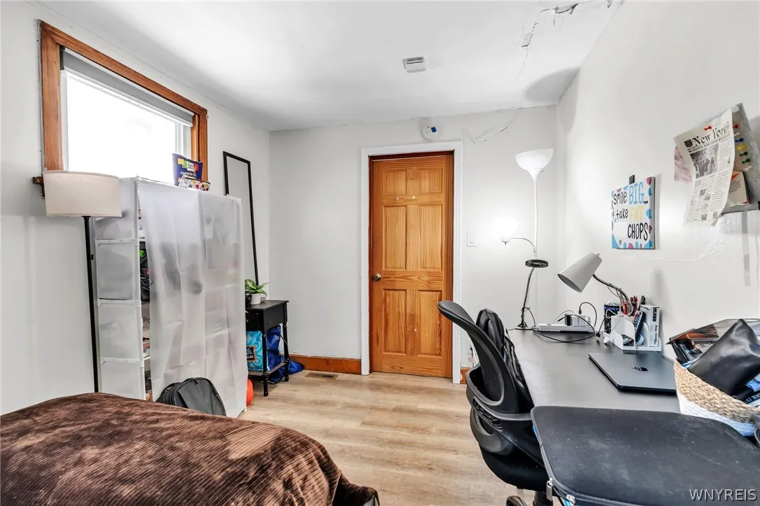 44 West Winspear Avenue S, Buffalo, New York 14214, Buffalo, New York 14214, 6 Bedrooms Bedrooms, 12 Rooms Rooms,3 BathroomsBathrooms,Residential,For Sale,44 West Winspear Avenue S, Buffalo, New York 14214,0,B1685015
