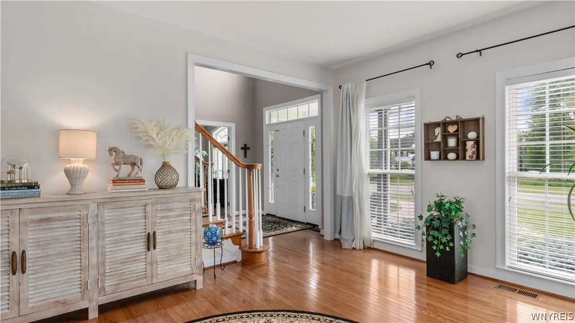 17 Graystone Lane, Orchard Park, New York 14127, Orchard Park, New York 14127, 4 Bedrooms Bedrooms, 12 Rooms Rooms,2 BathroomsBathrooms,Residential,For Sale,17 Graystone Lane, Orchard Park, New York 14127,0,B1691246