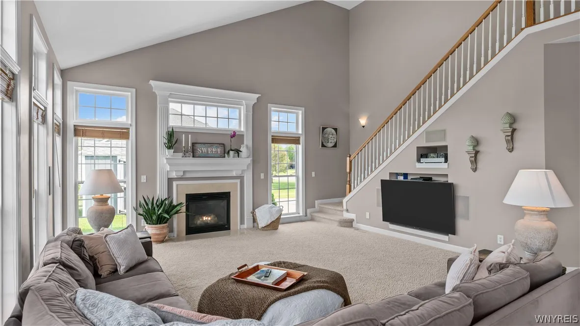 17 Graystone Lane, Orchard Park, New York 14127, Orchard Park, New York 14127, 4 Bedrooms Bedrooms, 12 Rooms Rooms,2 BathroomsBathrooms,Residential,For Sale,17 Graystone Lane, Orchard Park, New York 14127,0,B1691246