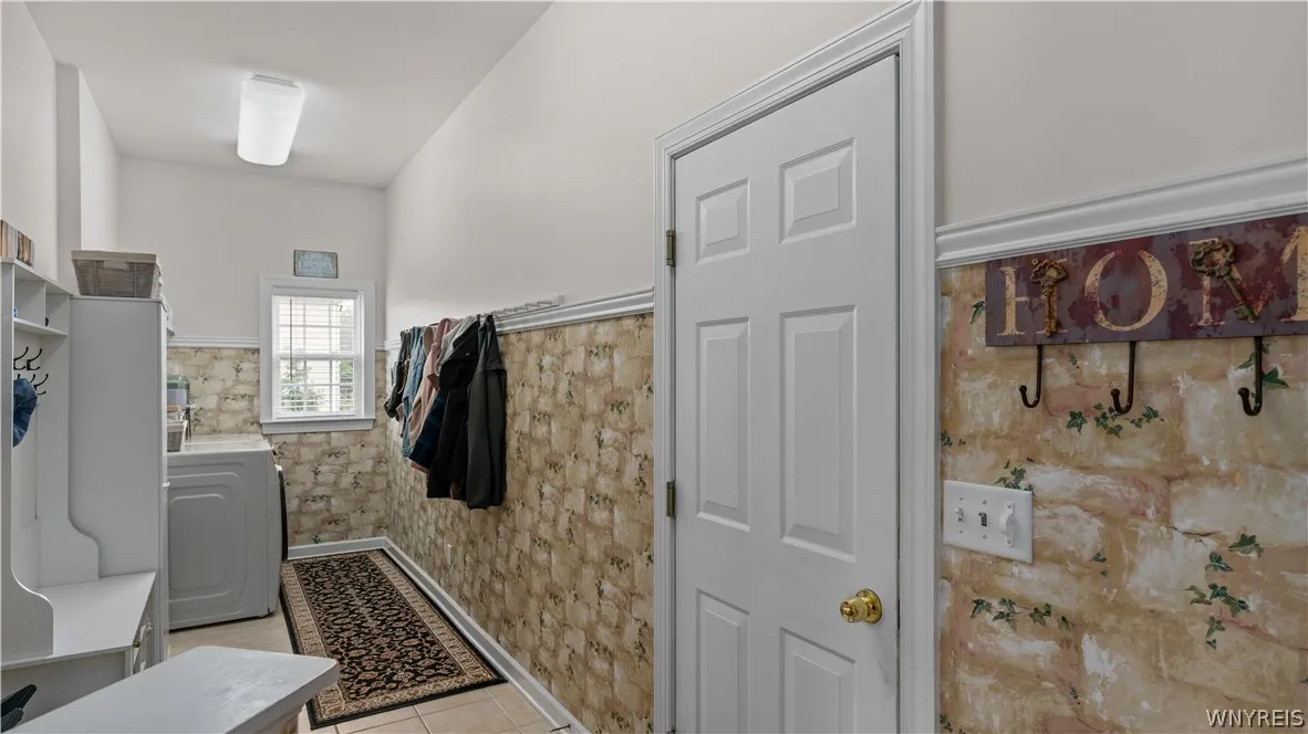 17 Graystone Lane, Orchard Park, New York 14127, Orchard Park, New York 14127, 4 Bedrooms Bedrooms, 12 Rooms Rooms,2 BathroomsBathrooms,Residential,For Sale,17 Graystone Lane, Orchard Park, New York 14127,0,B1691246